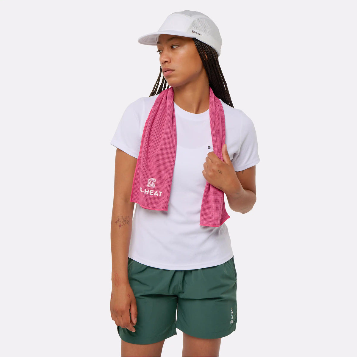 Serviette rafraîchissante rose G-Heat